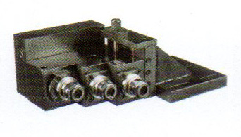 CKX6152C &ang;45斜床身排刀式數(shù)控車床 52機(jī)(高配置)